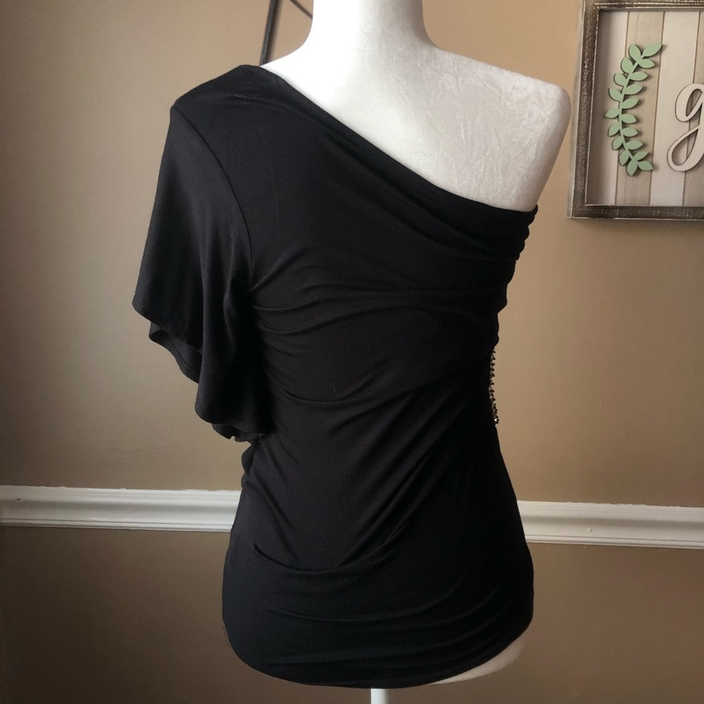 One Shoulder Rhinestone Detail Top - Picture 3 of 5